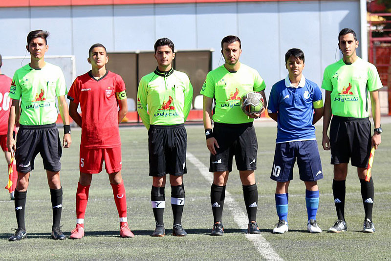 گزارش تصویری دیدار نونهالان پرسپولیس - نونهالان استقلال - 27 مهر 1400